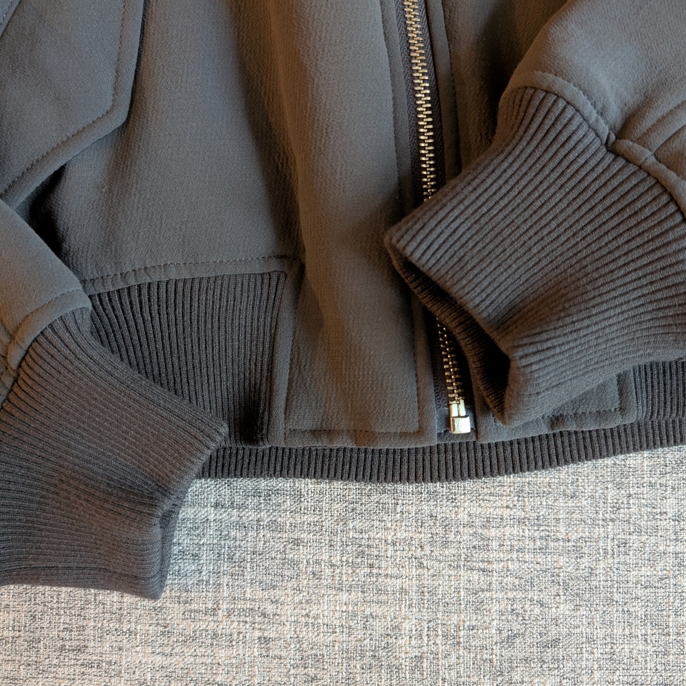 Aritzia Wilfred Medina Cropped Bomber Jacket - Coal Grey, Size XS - Picture 9 of 10